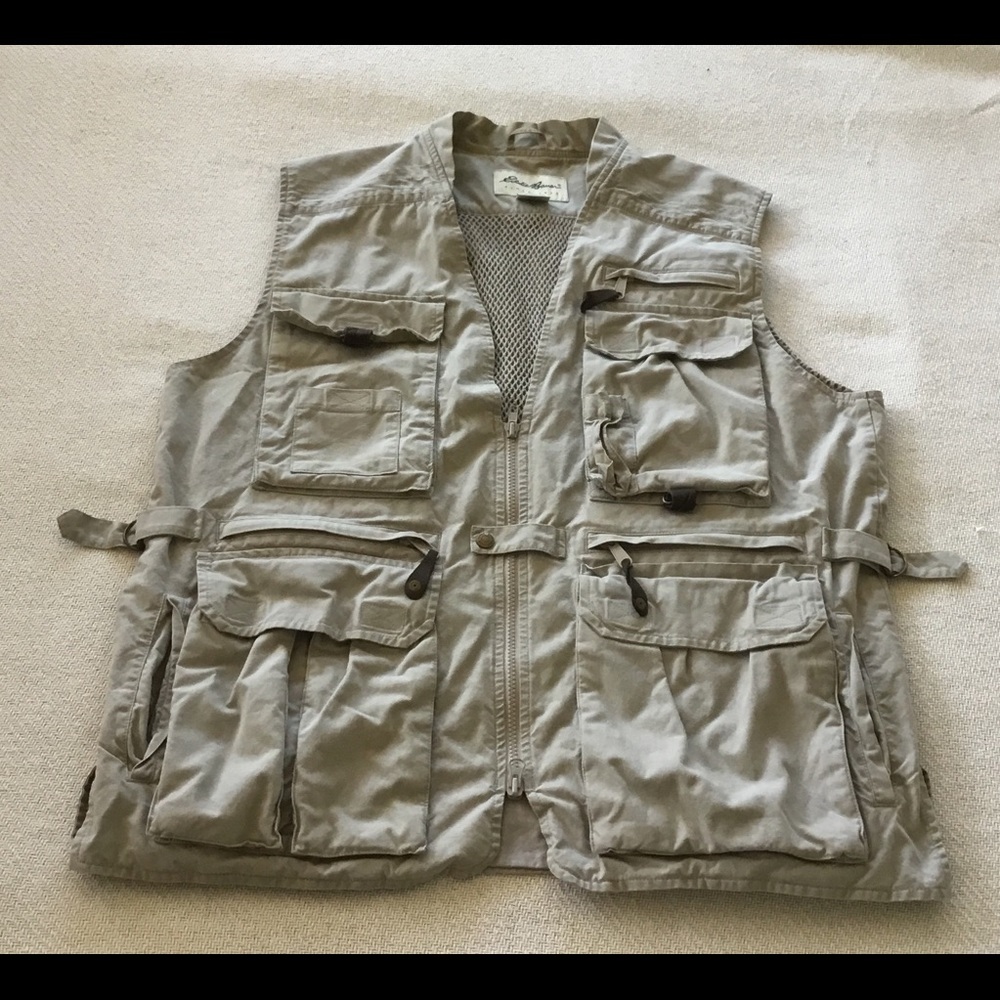 Eddie Bauer hunting/fishing/cargo/safari vest